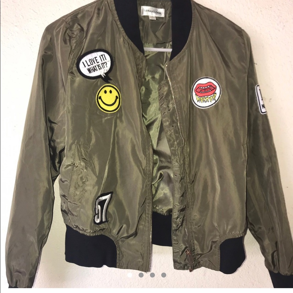Cute green bomber jacket